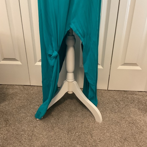 Elegant Teal Maxi Dress - Picture 7 of 15